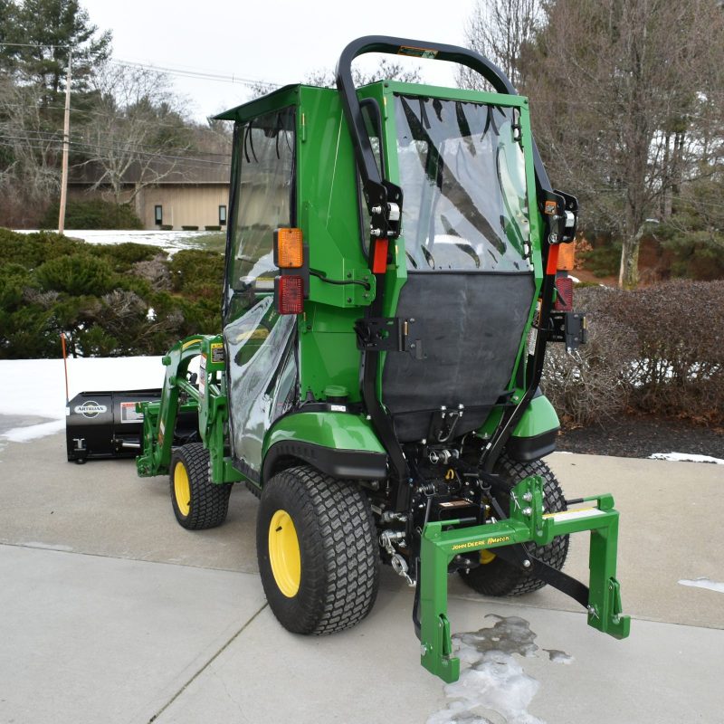 John Deere 2025R Base Cab (2018+)