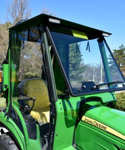 Alternative view of John Deere 2025R Base Cab (2018+)